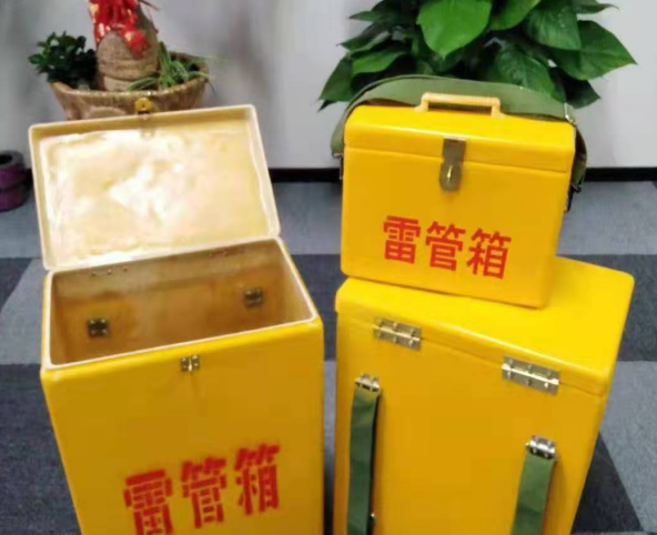 金山屯玻璃钢雷管箱有哪些特点