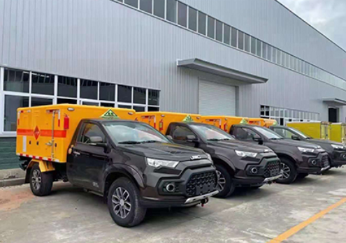 金山屯爆破器材运输车-保障安全与效率的关键